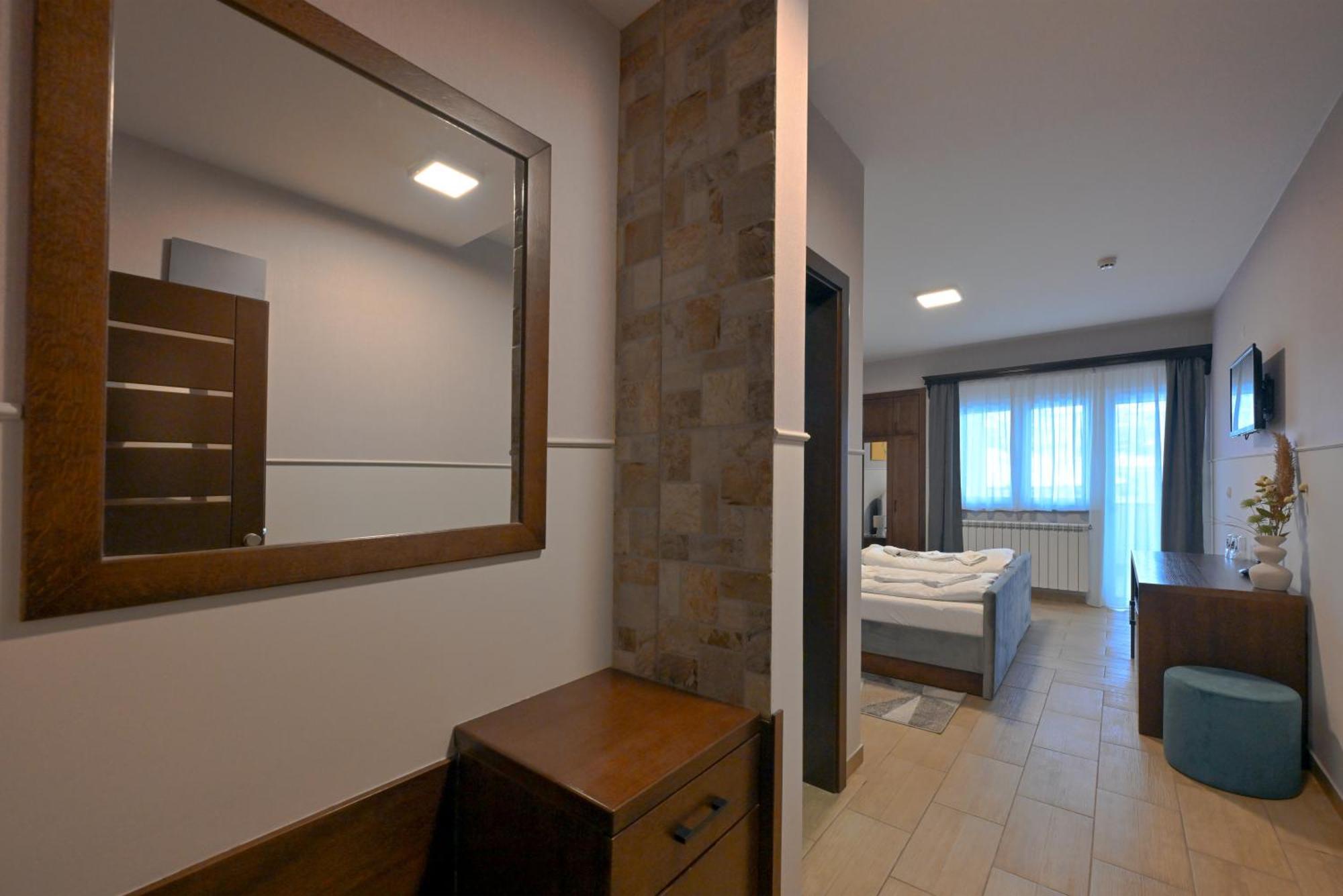 Hotel Lane เซียนิตซา ภายนอก รูปภาพ
