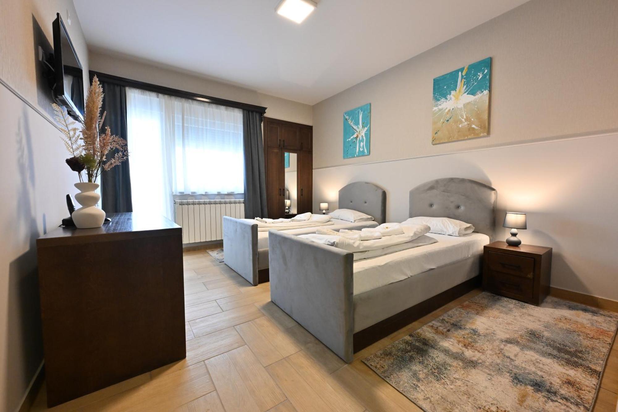 Hotel Lane เซียนิตซา ภายนอก รูปภาพ
