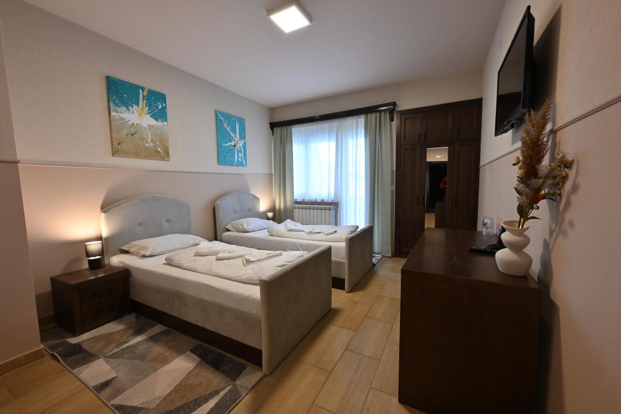 Hotel Lane เซียนิตซา ภายนอก รูปภาพ